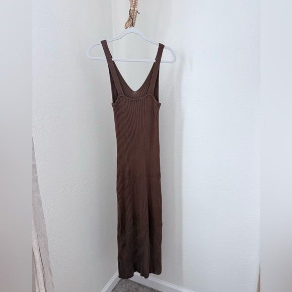 Brown Ribbed Sweater Dress - Picture 4 of 7